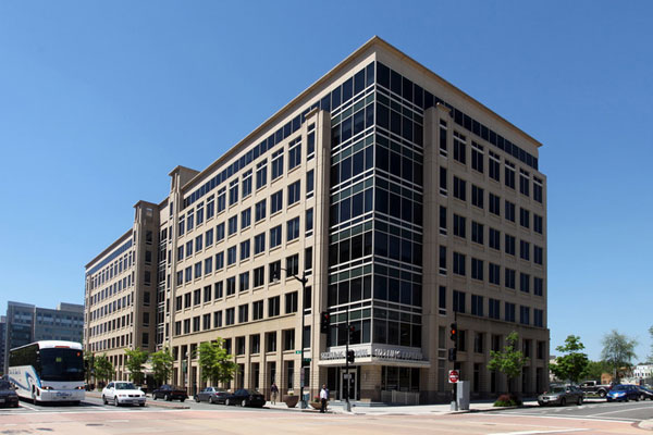 Orthopaedic Medicine and Surgery - Navy Yard 300 M St.