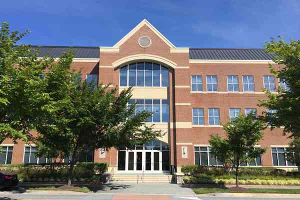 OrthoMaryland – Quarry Lake